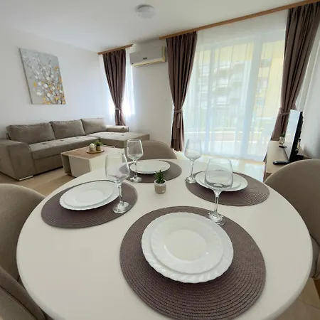Gabi St Apartment