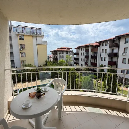Gabi St Apartment *